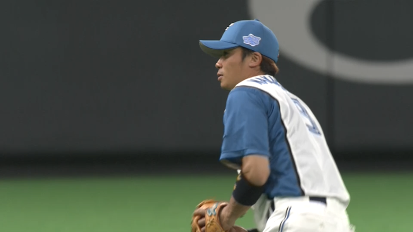 6回表・F中島卓也 ダイビングキャッチ!! 守備の名手が魅せた!!