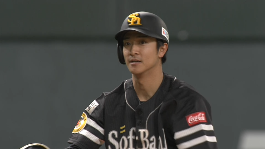 5回表・H柳町達 センターの頭上を越えるタイムリー3ベースヒットを放つ!!