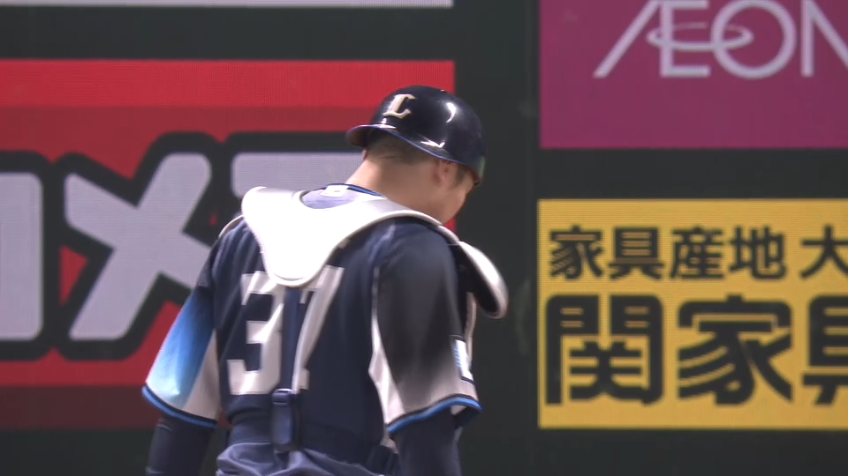 3回裏・L柘植世那 見事な送球で盗塁を阻止!!