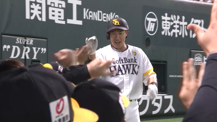 3回裏・H柳田悠岐 復活の一発!! バックスクリーンへの2号ソロホームラン!!