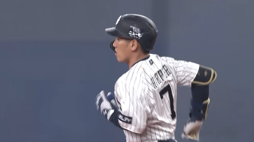 6回裏・B吉田正尚 直球粉砕!! 第3号ソロホームランで勝ち越し!!