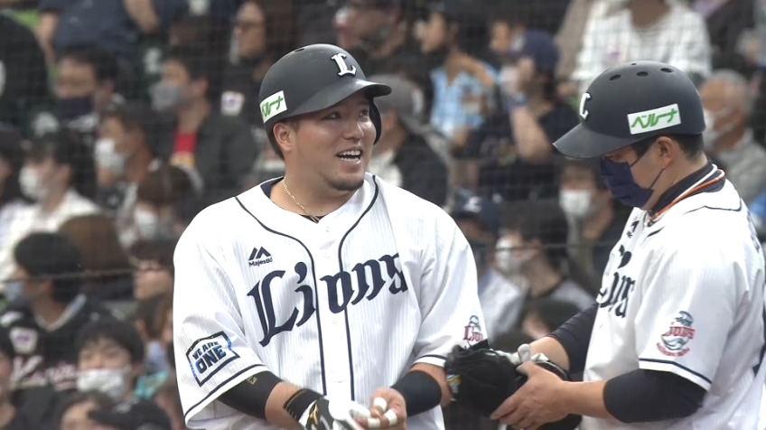 5回裏・L山川穂高 打撃好調!! 3者連続タイムリー2ベースで点差を縮める!!
