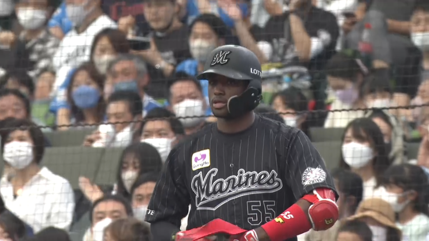 6回表・Mエチェバリア セカンドのグラブを弾く強烈な内野安打!!