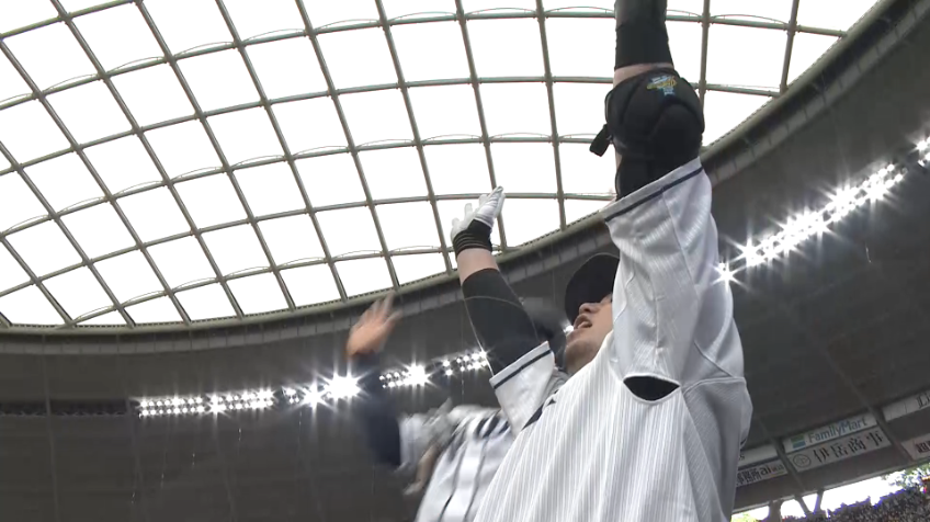 3回裏・L山川穂高 2打席連発の3ランホームラン!! 本日2打席で5打点をあげる!!