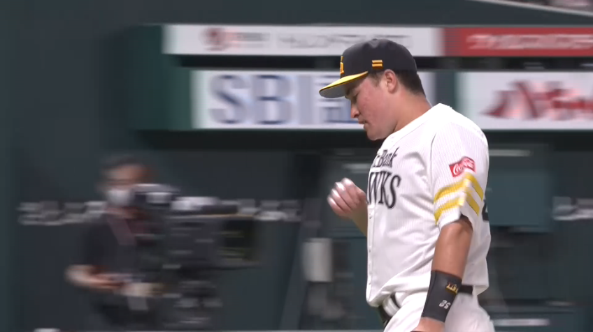 6回表・Hリチャード ボテボテの当たりも上手く捌きアウトにする!!