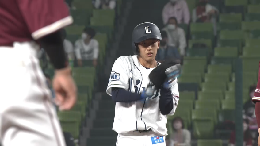 6回裏・L滝澤夏央 プロ入初安打は内野安打!!