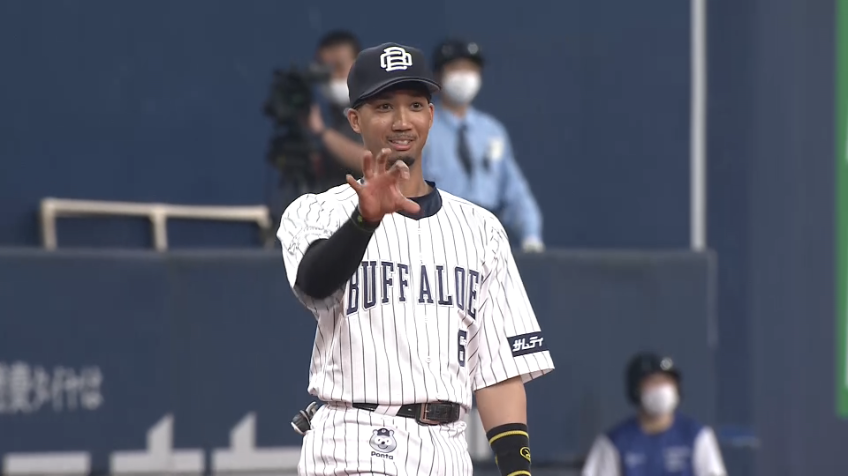 1回表・B宗佑磨 初回から好守!! ジャンピングキャッチでアウトにする!!