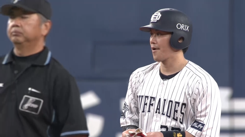 2回裏・B伏見寅威 チャンスで決める!! 先制のタイムリー2ベースヒット!!