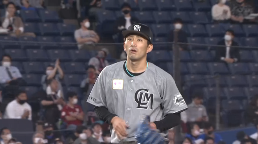 3回表・M小島和哉 ピンチの場面を三振で切り抜けてガッツポーズを見せる!!