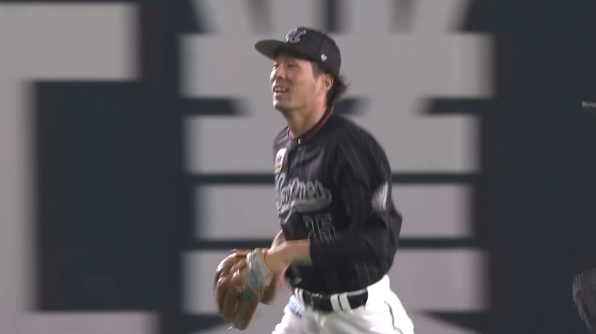 2回裏・M岡大海 落ちれば先制の場面でスライディングキャッチ!!