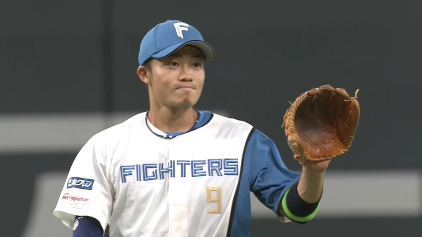 8回表・F中島卓也 二遊間は破らせない!! 華麗な守備で出塁を阻止する!!