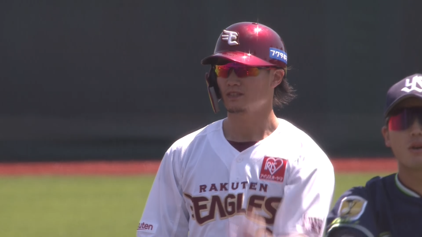 1回裏・E西川遥輝 今季11個目の盗塁を決めてチャンスを広げた!!