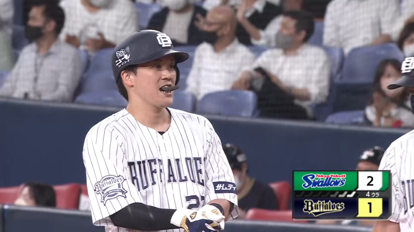 4回裏・B伏見寅威 ライト前へ落ちるタイムリーヒットを放ち1点差に縮める!!