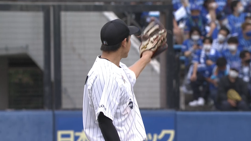 8回表・M安田尚憲 サードゴロを軽やかにさばく!!