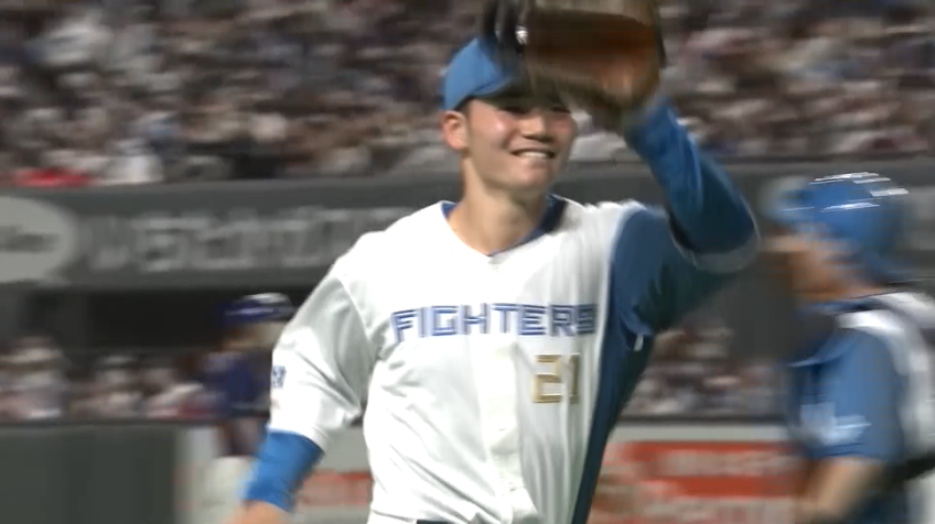 8回表・F清宮幸太郎 素晴らしい反応!! ファーストライナーを捕球後1塁を踏んでダブルプレーに!!