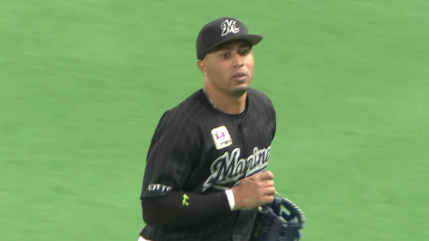 3回裏・Mマーティン 強肩発動!! ライトからのバックホームでランナーを刺す!!