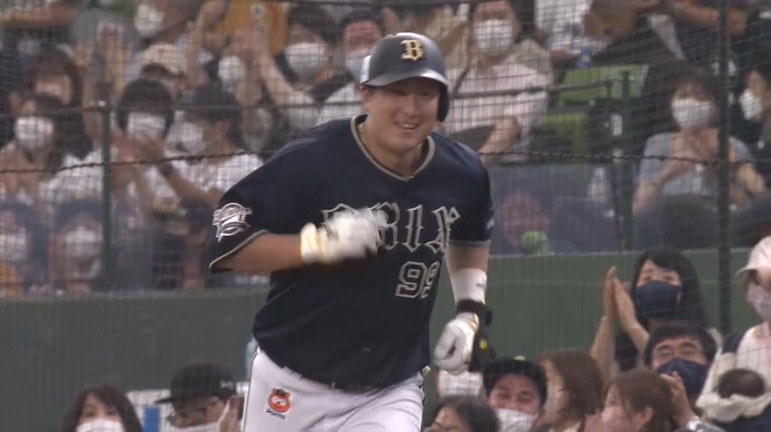 4回表・B杉本裕太郎 監督の意表をもつくバントヒットで出塁する!!