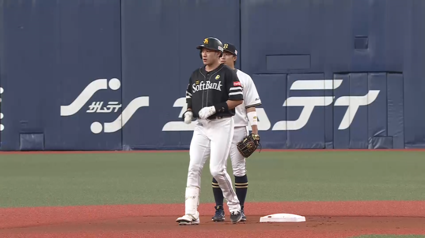 1回表・H柳田悠岐 4番の前にしっかりと出塁を決める!!