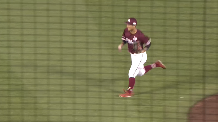 5回裏・E岡島豪郎 肩で魅せた!! 先発・則本昂大を助ける好送球!!