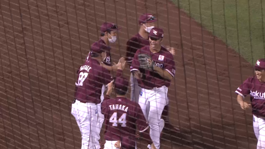 7回裏・E和田恋 今度はレフトから!! 完璧な送球で、先発・則本昂大を助ける!!