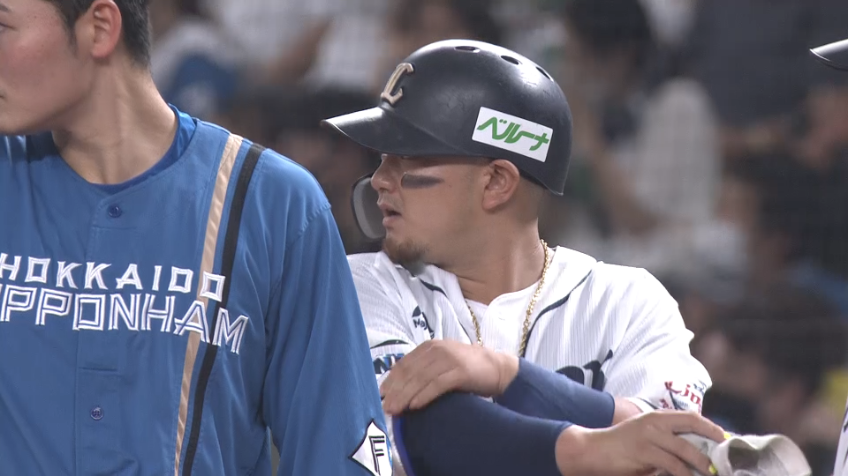 1回裏・L森友哉 ノーアウト2,3塁のチャンスで先制タイムリーヒットを放つ!!