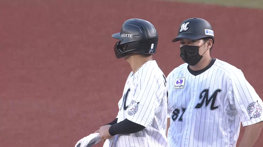 1回裏・M中村奨吾 初球を上手く捉え先制のタイムリーヒットを放つ!!