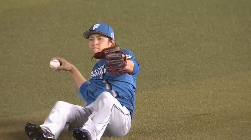 5回裏・F木村文紀 迷いなく滑り込んだスライディングキャッチ!!