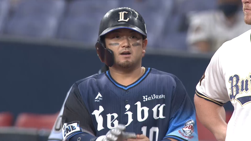 11回表・L森友哉 高めの球を上手く打ち、貴重な勝ち越しタイムリーヒットを放つ!!