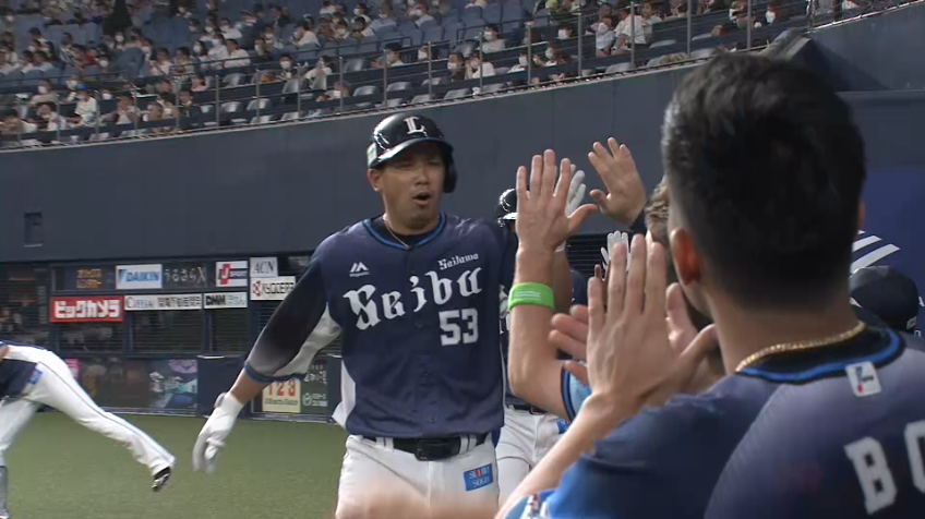 8回表・L愛斗 レフトスタンドへ飛び込む2ランホームランで2点を返す!!