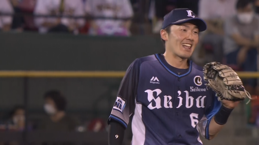 6回裏・L源田壮亮 たまらん守備!! ハーフバウンドの難しい打球を見事に捕球!!