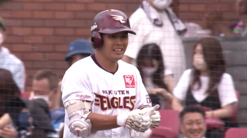 7回裏・E山崎剛 ライン上で止まった!! 絶妙なセーフティバントを決める!!