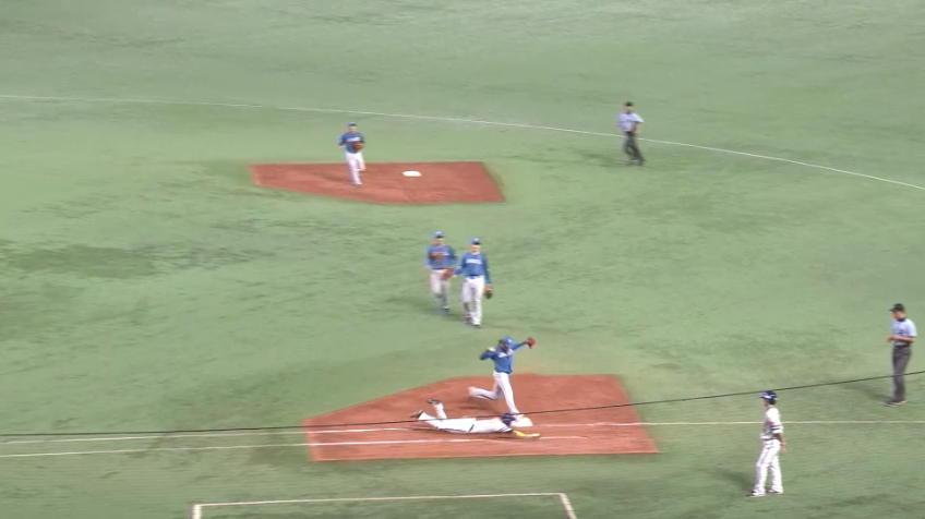 5回裏・H三森大貴 俊足を活かした!! 執念のヘッドスライディングで出塁する!!