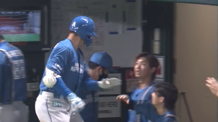 7回表・F清宮幸太郎 待望の追加点!! ライトスタンドへ今季第11号ホームランを放つ!!