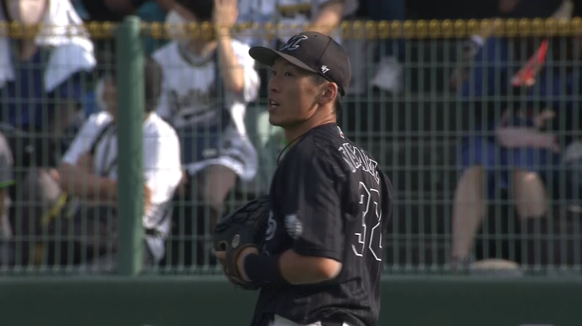 4回裏・M高部瑛斗 異次元の守備範囲!! ダイビングキャッチで盛り立てる!!