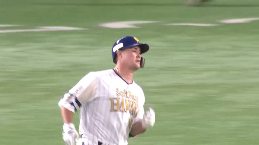 2回裏・Hリチャード 2試合連発!! 初球を捉えてソロホームラン!!