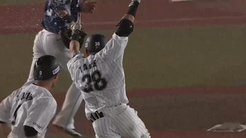 9回裏・M高部瑛斗 サヨナラタイムリーで4連勝!! M井口資仁監督の通算300勝は劇的な幕切れに!!