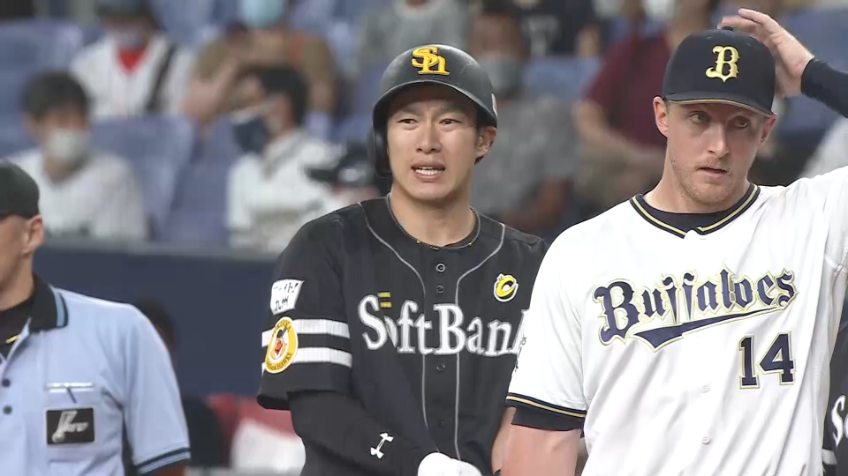 5回表・H柳田悠岐 シフト破り!! センターへタイムリーヒットを放つ!!