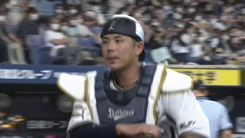 4回表・B若月健矢 正確で素早いスローイングで盗塁を阻止する!!