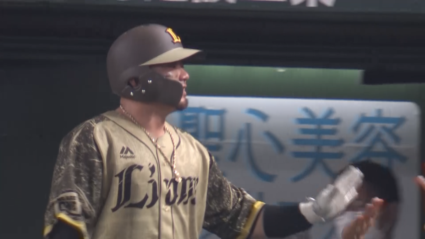 5回裏・L森友哉 が2打席連続となるソロホームランを放つ!!