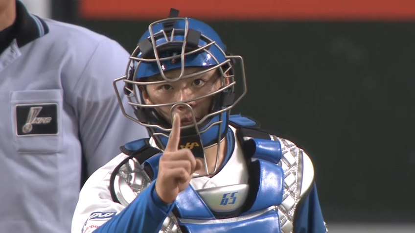 3回表・F梅林優貴 強権発動!! 飛び出したランナーを見逃さず刺殺!!