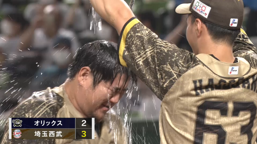 9回裏・L中村剛也 サヨナラ弾!! 本日2本目のホームランで試合を決める!!