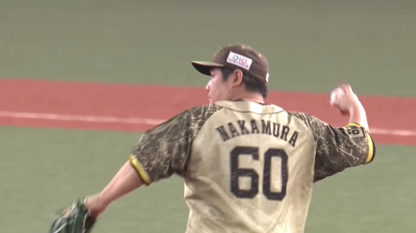 5回表・L中村剛也 見事な反応!! 痛烈なライナーをキャッチし出塁を許さない!!