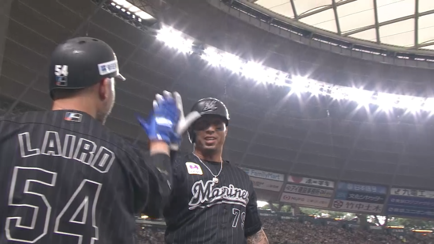 1回表・Mマーティン 初球打ち!! 今季8号は先制の2ランホームラン!!