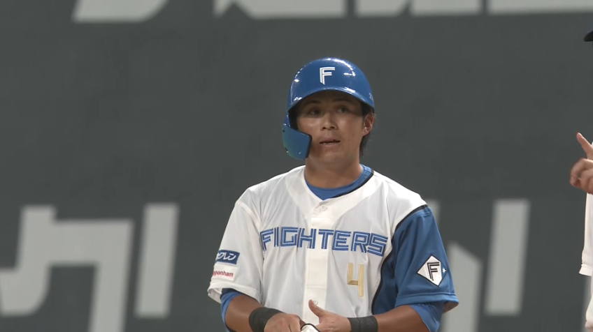 8回裏・F上川畑大悟 復帰後初打席でタイムリーヒットを放ち、同点に追い付く!!