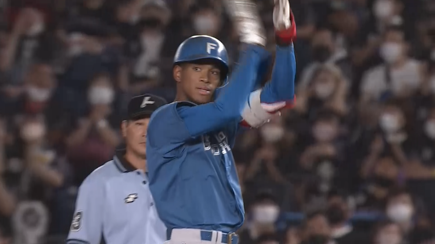 9回表・F万波中正 土壇場で追いつく、タイムリーヒットを放つ!!