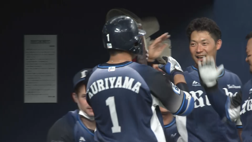 10回表・L栗山巧 勝ち越しの犠牲フライ!! 頼れる男の一打!!