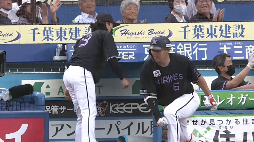 5回裏・M安田尚憲 打った瞬間!! 鮮やかな放物線を描く2試合連発のホームラン!!