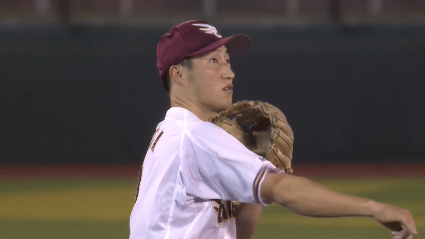 3回表・E小深田大翔 ショート頭上のライナーをジャンピングキャッチ!!