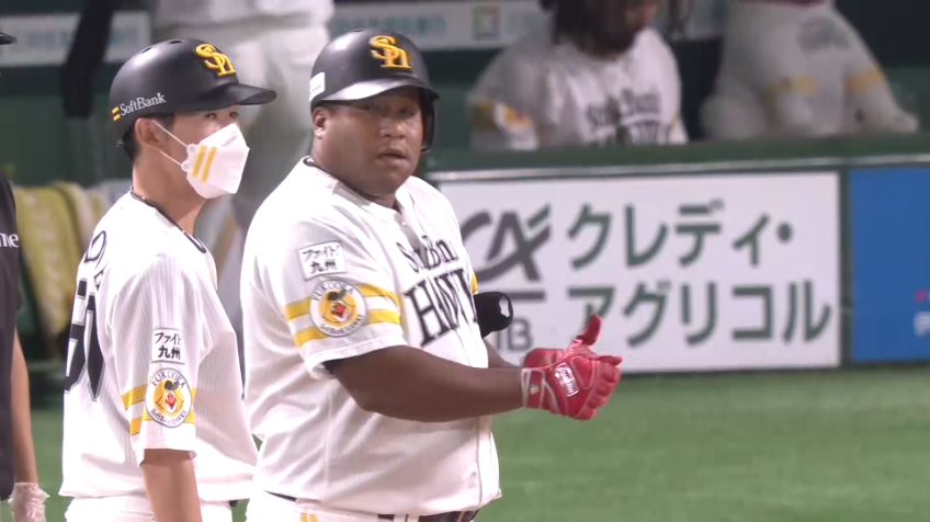 6回裏・Hデスパイネ 追加点を呼び込むレフトへのタイムリーヒット!!