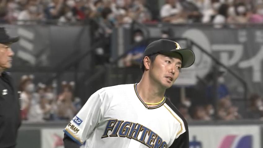 7回表・F谷内亮太 素早い反応でアウトをつかむナイスプレー!!